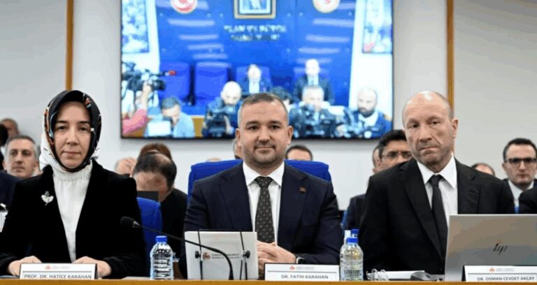 tcmb-baskani-karahan-50-milyar-dolarlik-rezerv-kaybina-futbol-jargonuyla-yanit-verdi-vltmZrtt.jpg